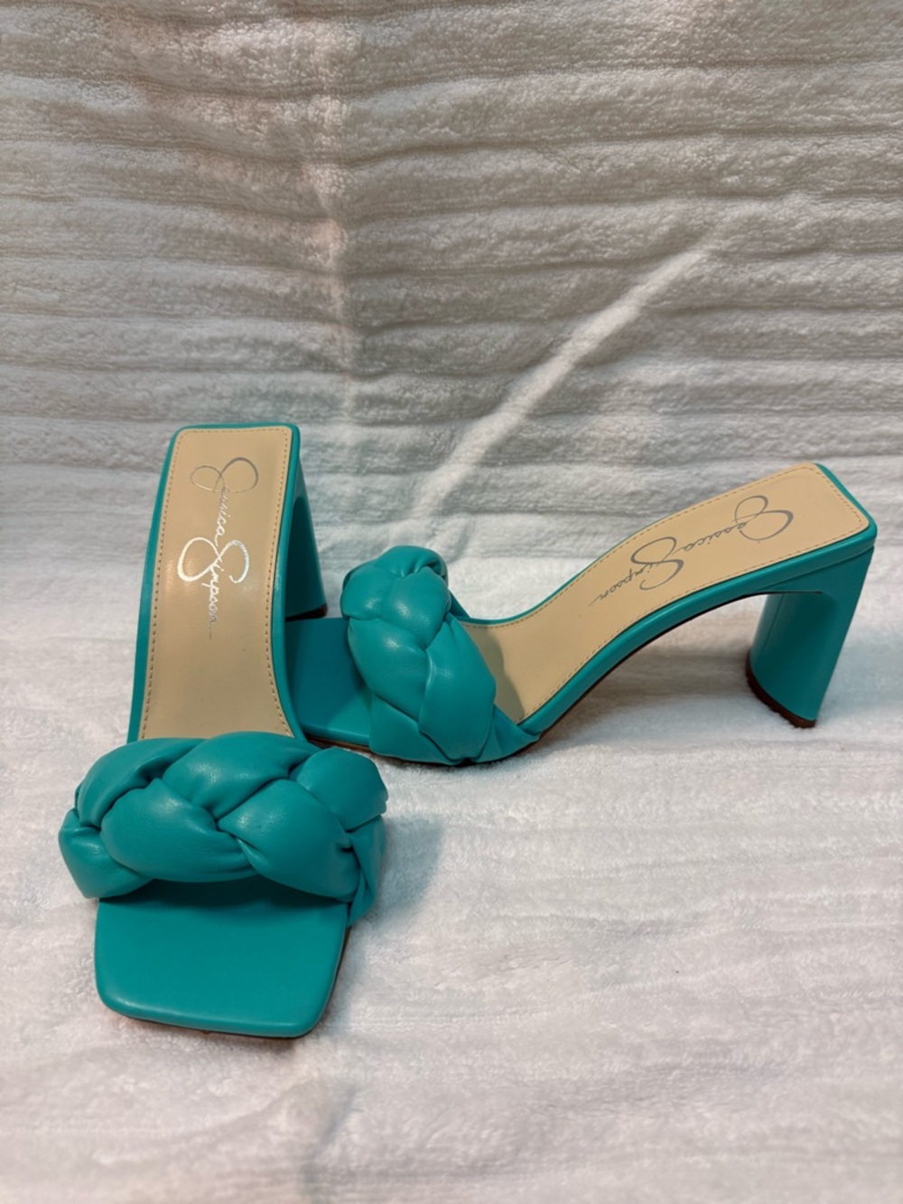 Slip on heel